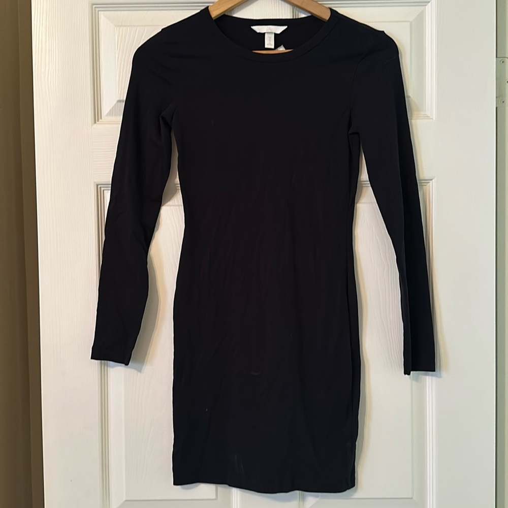 H&M black long sleeve dress